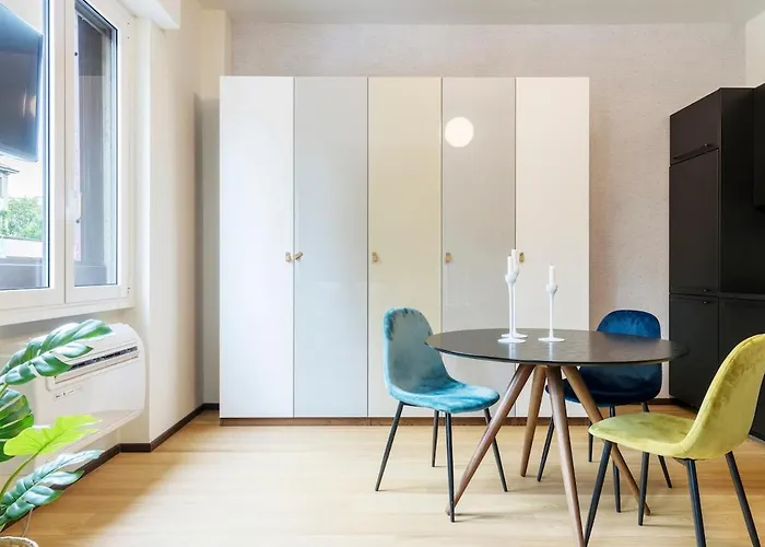 Bocconi Design - B